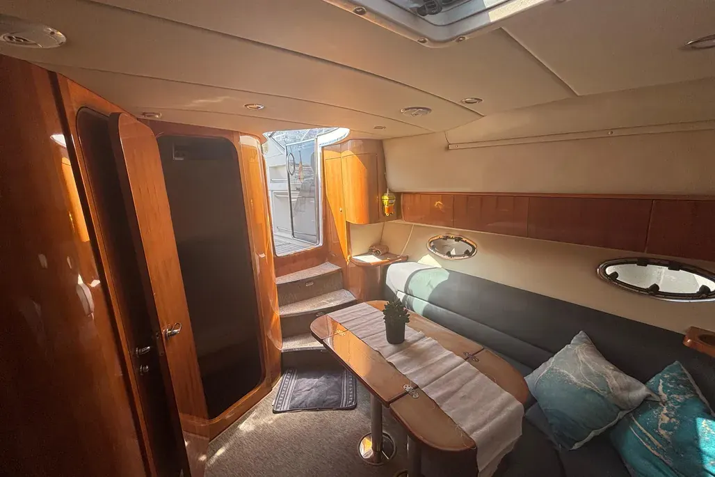 Windy 37 Grand Mistral · 8