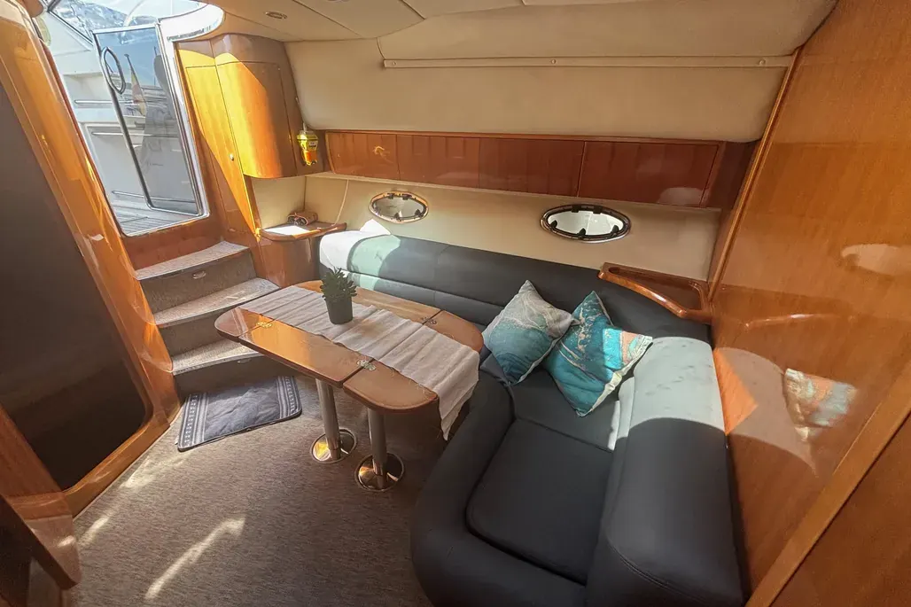 Windy 37 Grand Mistral · 9