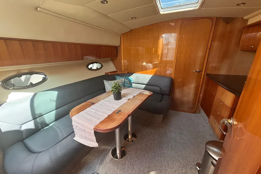 Windy 37 Grand Mistral · 5