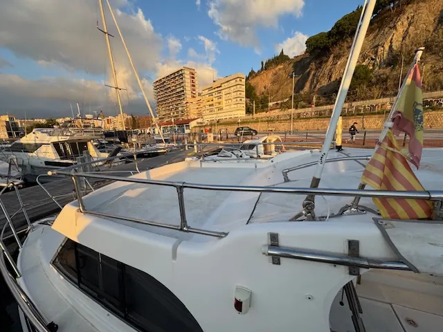 Rio 800 Cabin Fish · 12