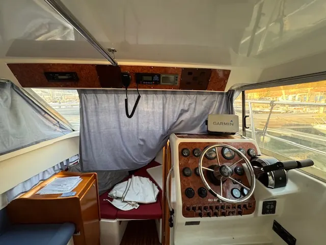 Rio 800 Cabin Fish · 6