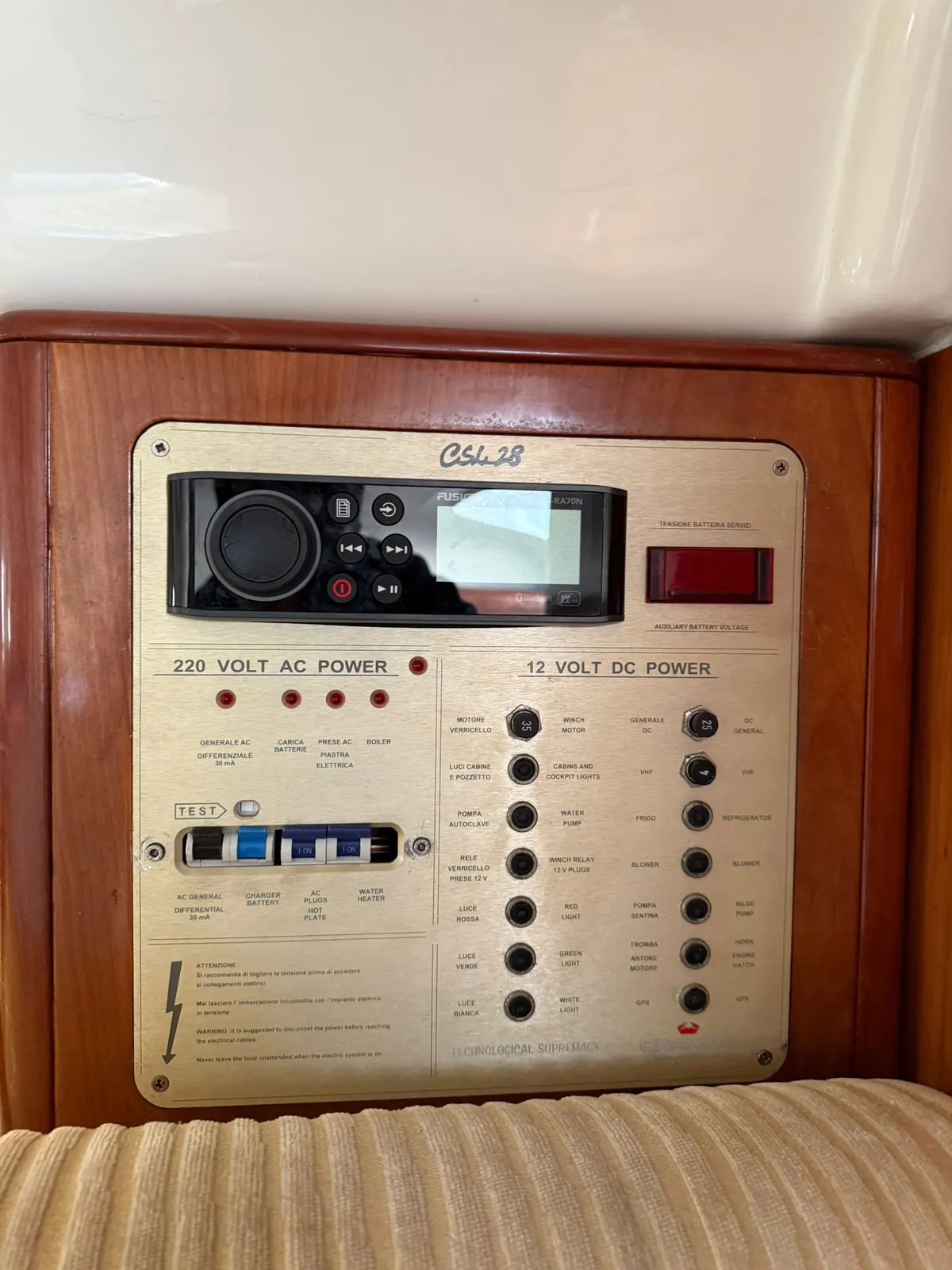 Cranchi CSL 28 · 16