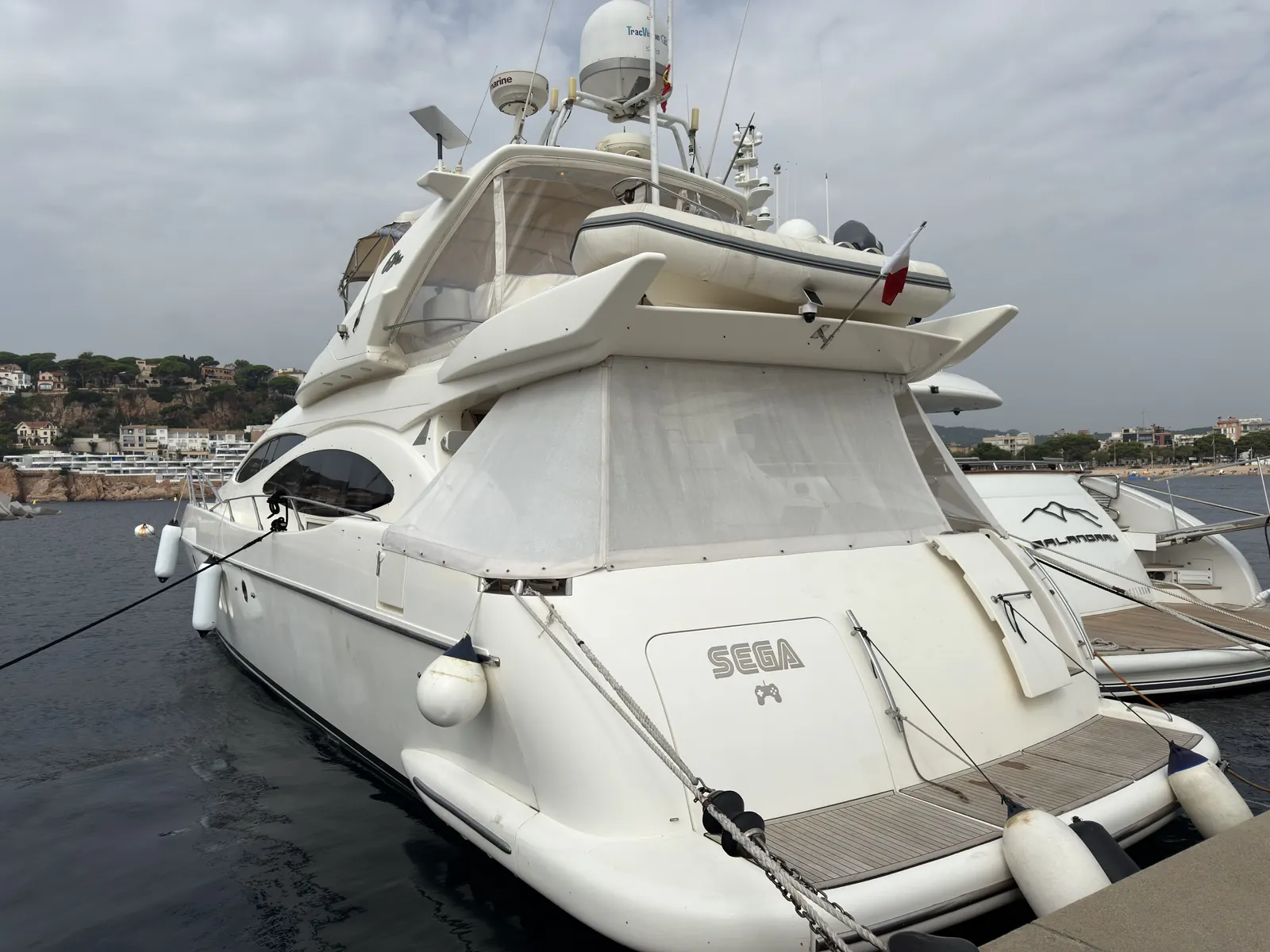 Azimut 68 Plus · 48