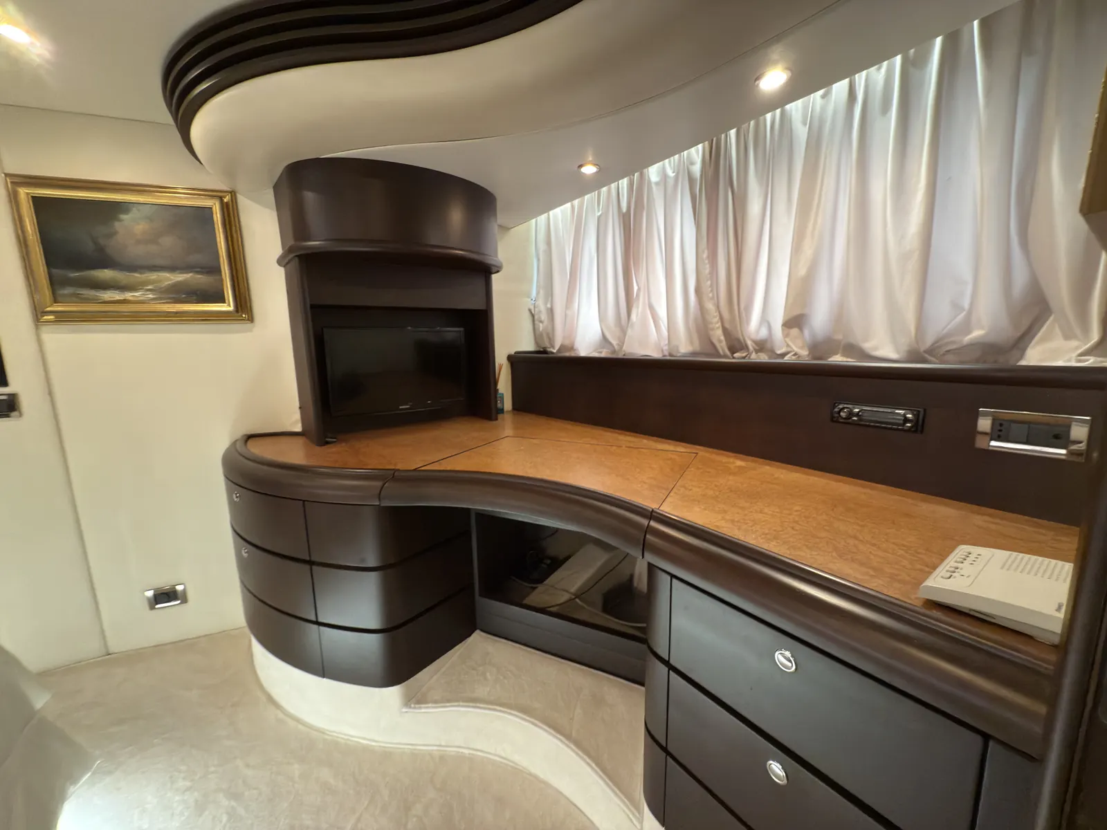 Azimut 68 Plus · 4