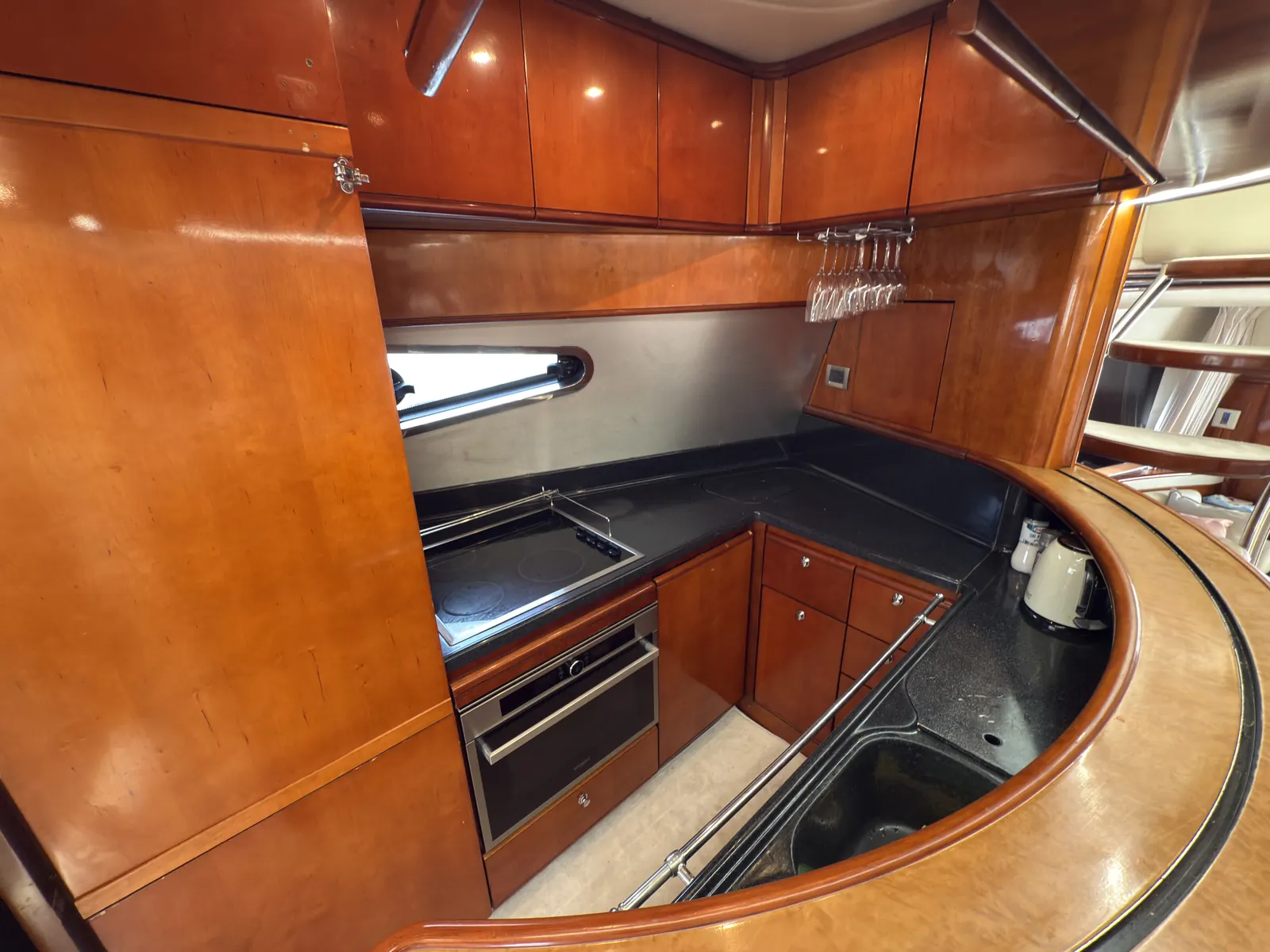 Azimut 68 Plus · 22