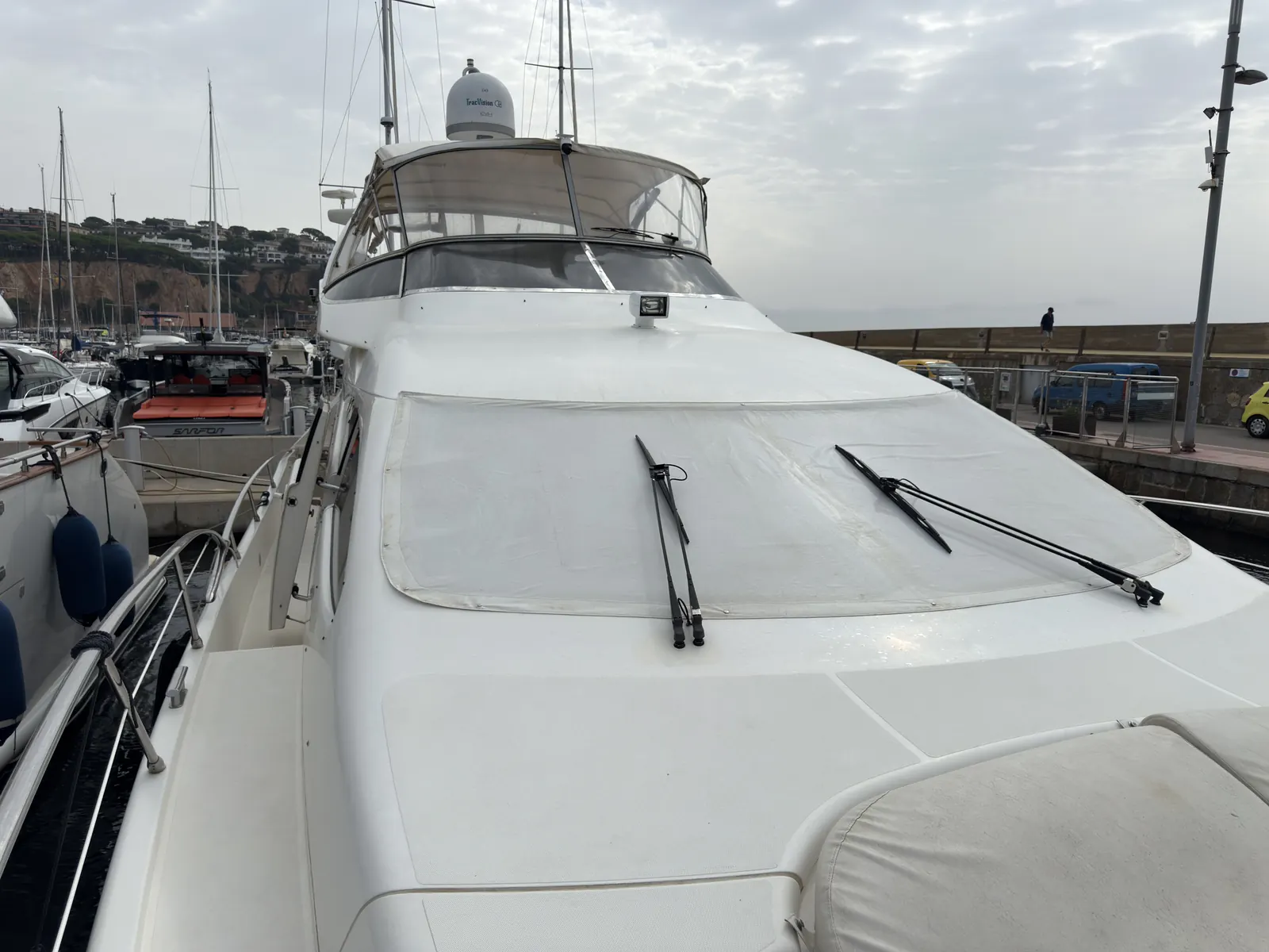 Azimut 68 Plus · 38