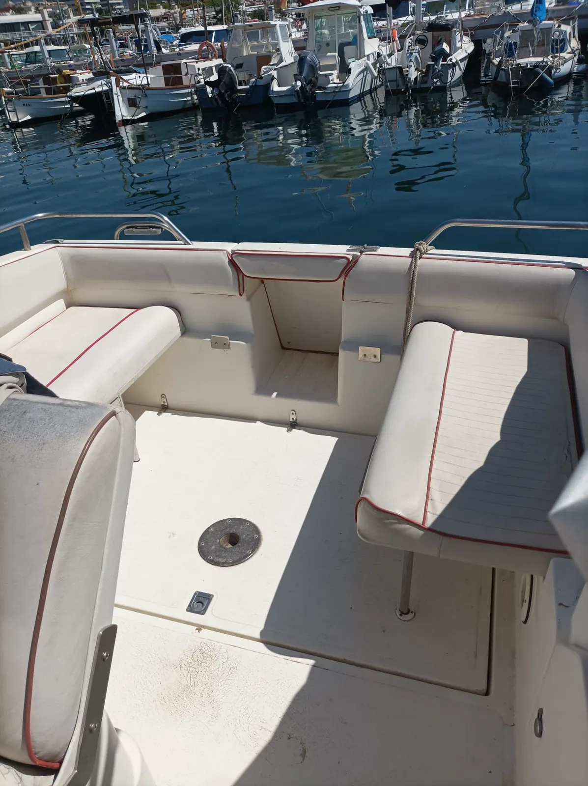 Sealine 218 · 8