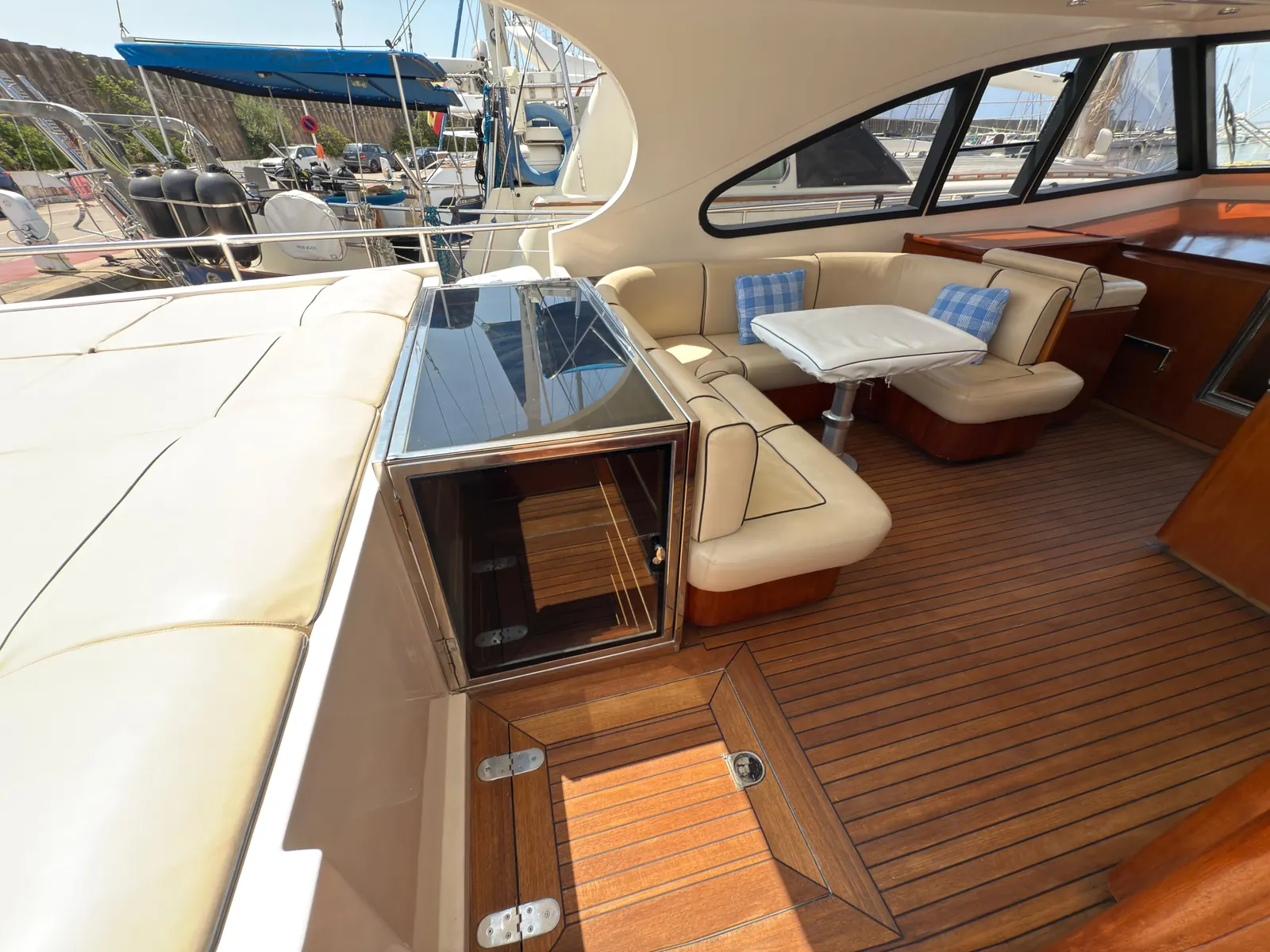 Navalia 60 · 56
