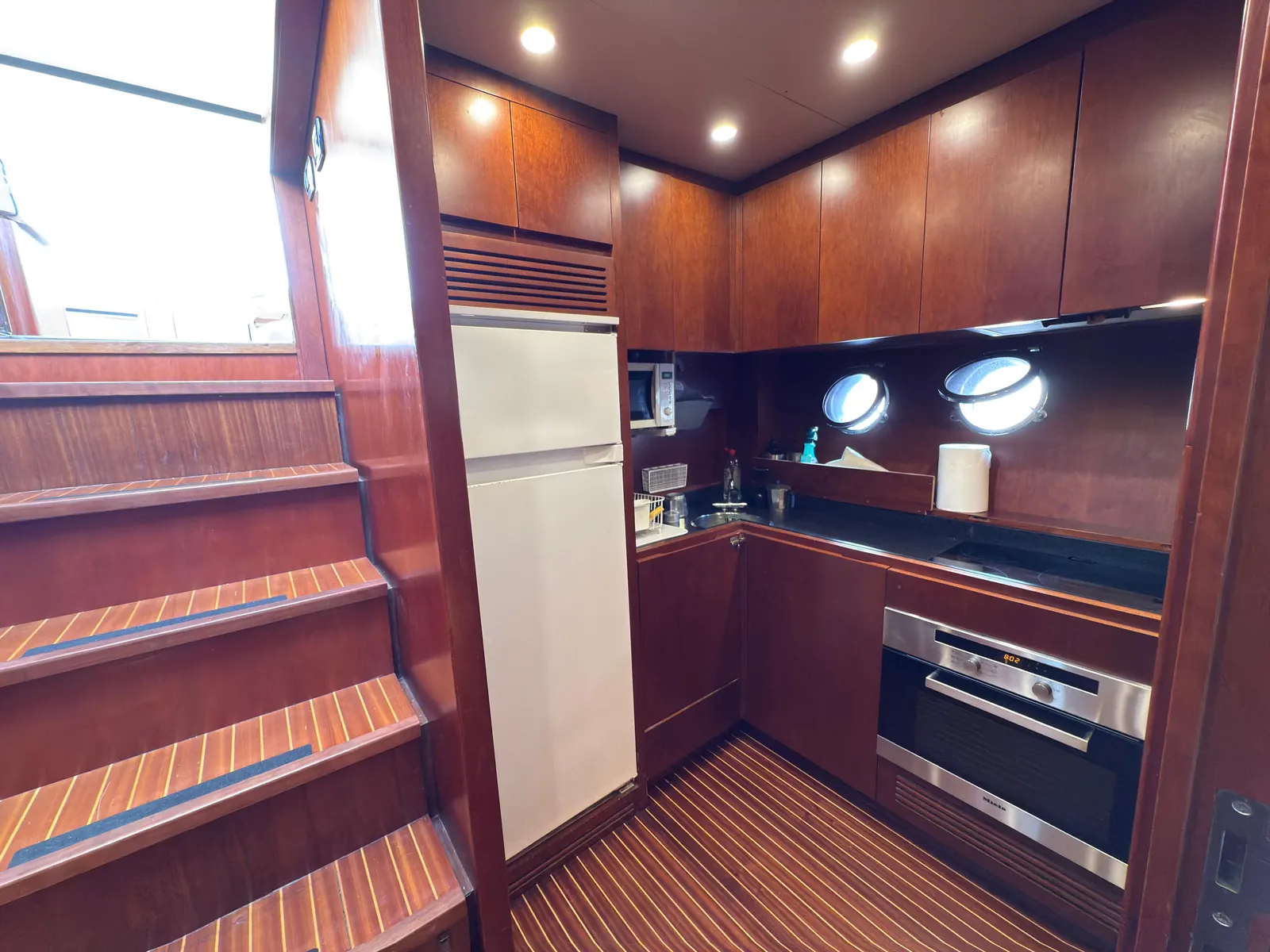 Navalia 60 · 17