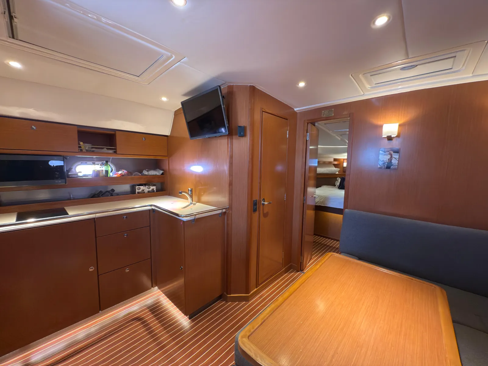 Bavaria 43 Sport · 34