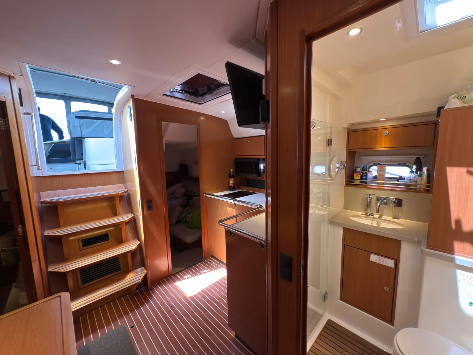 Bavaria 43 Sport · 21