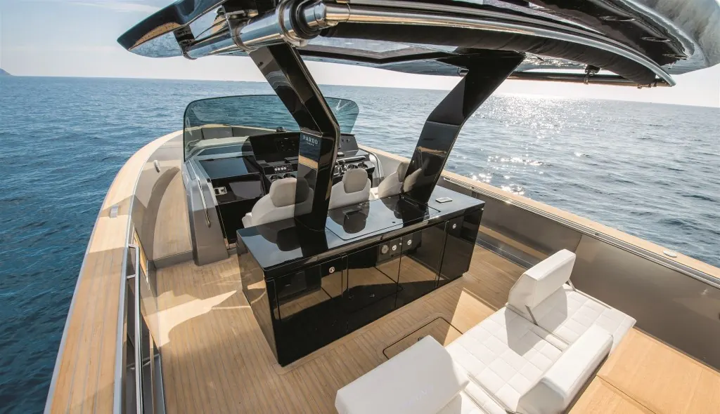 Pardo Yacht 43 · 23