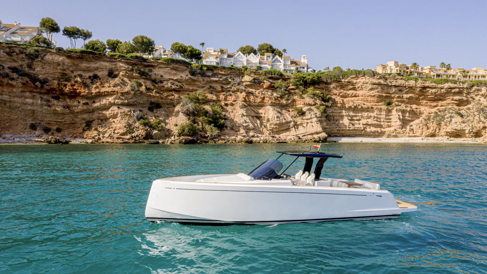 Pardo Yacht 38 · 23