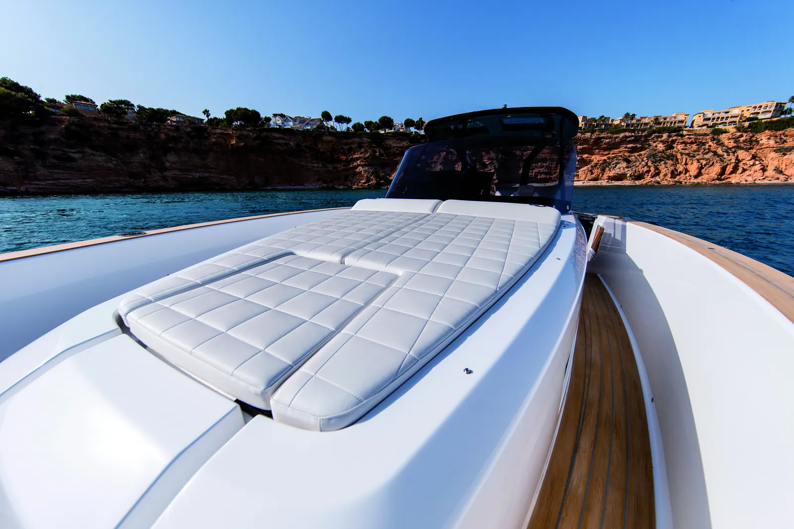 Pardo Yacht 38 · 13