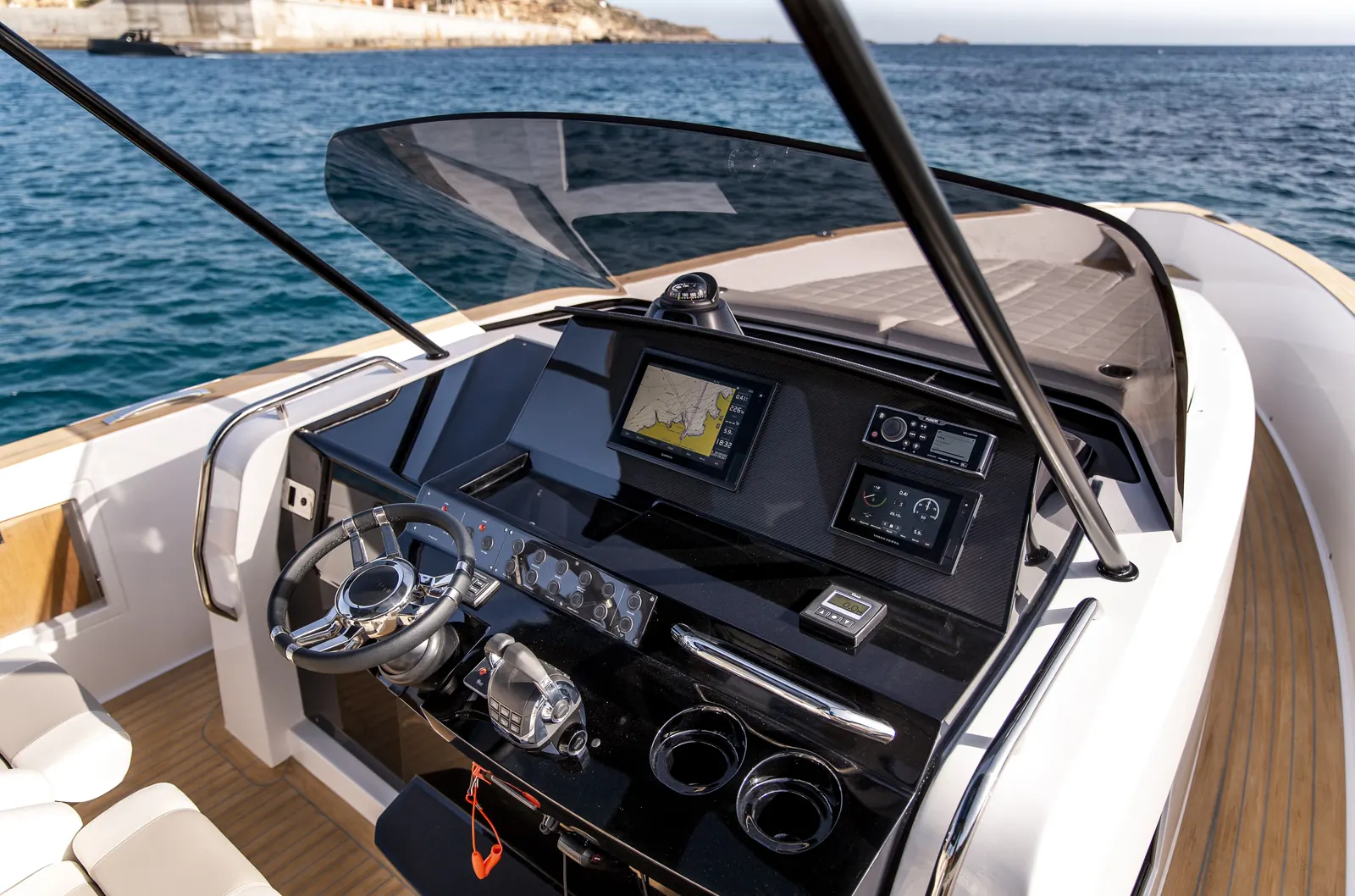 Pardo Yacht 38 · 22