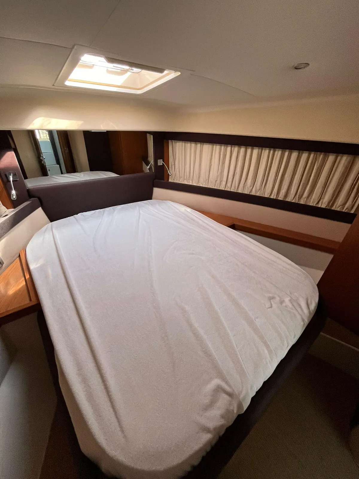 Ferretti 470 · 5