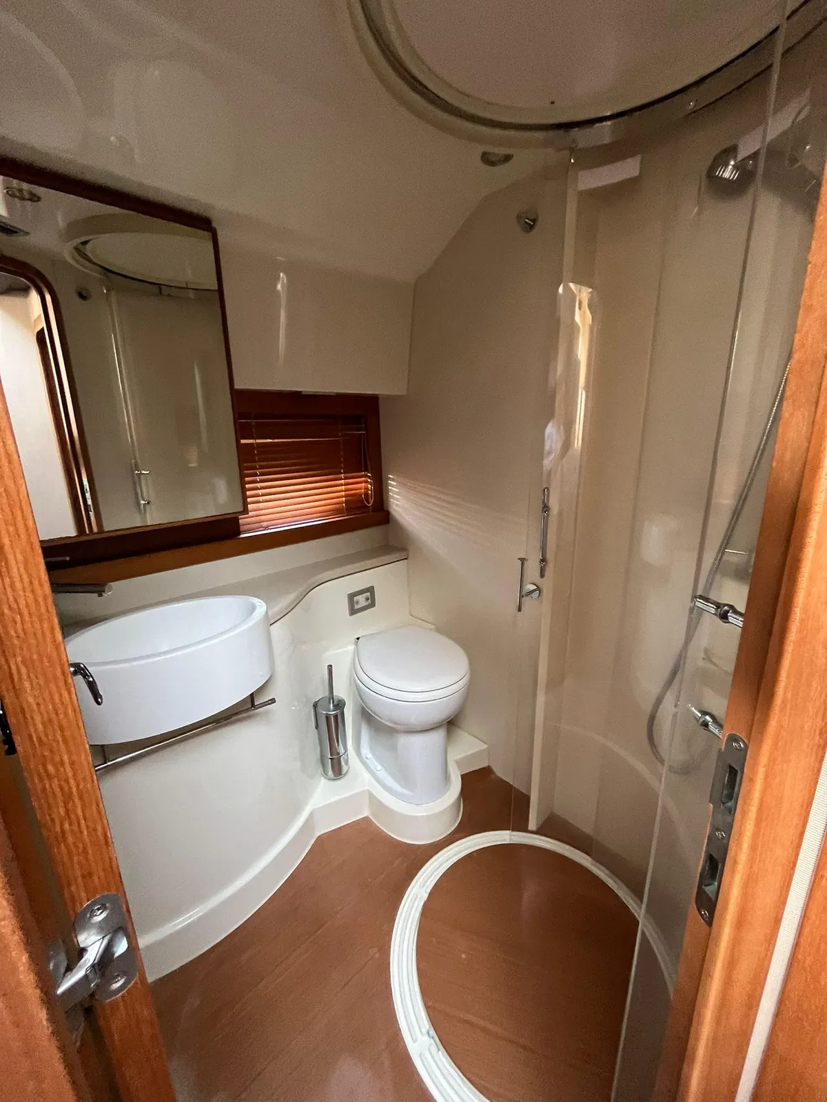 Ferretti 470 · 17
