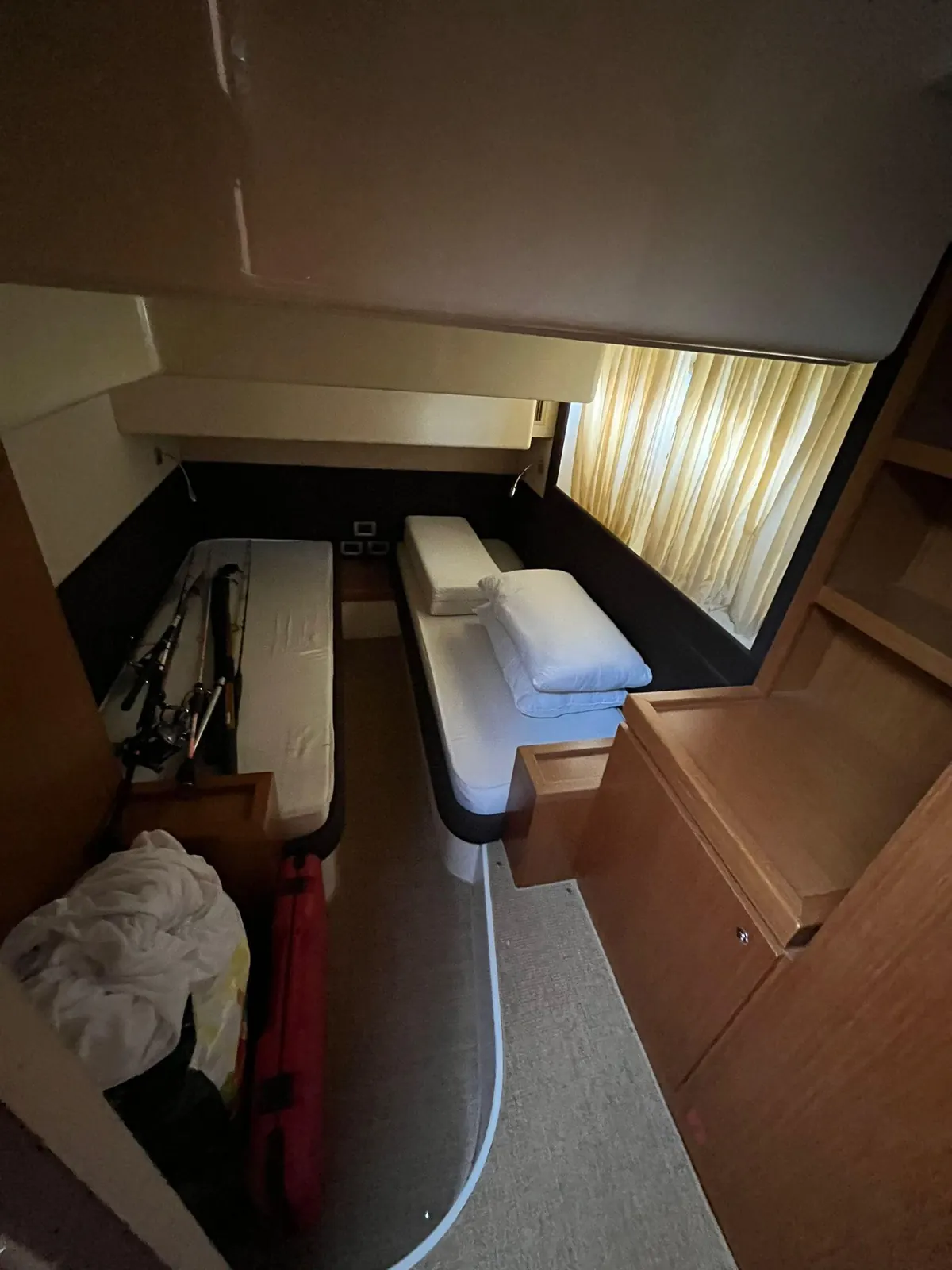 Ferretti 470 · 14