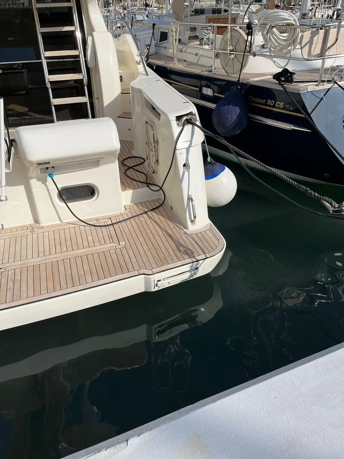 Ferretti 470 · 19