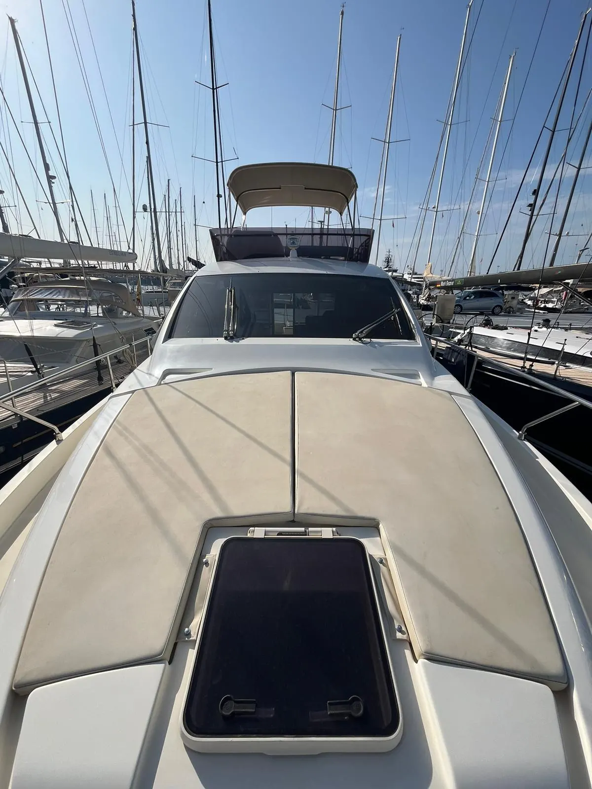 Ferretti 470 · 30