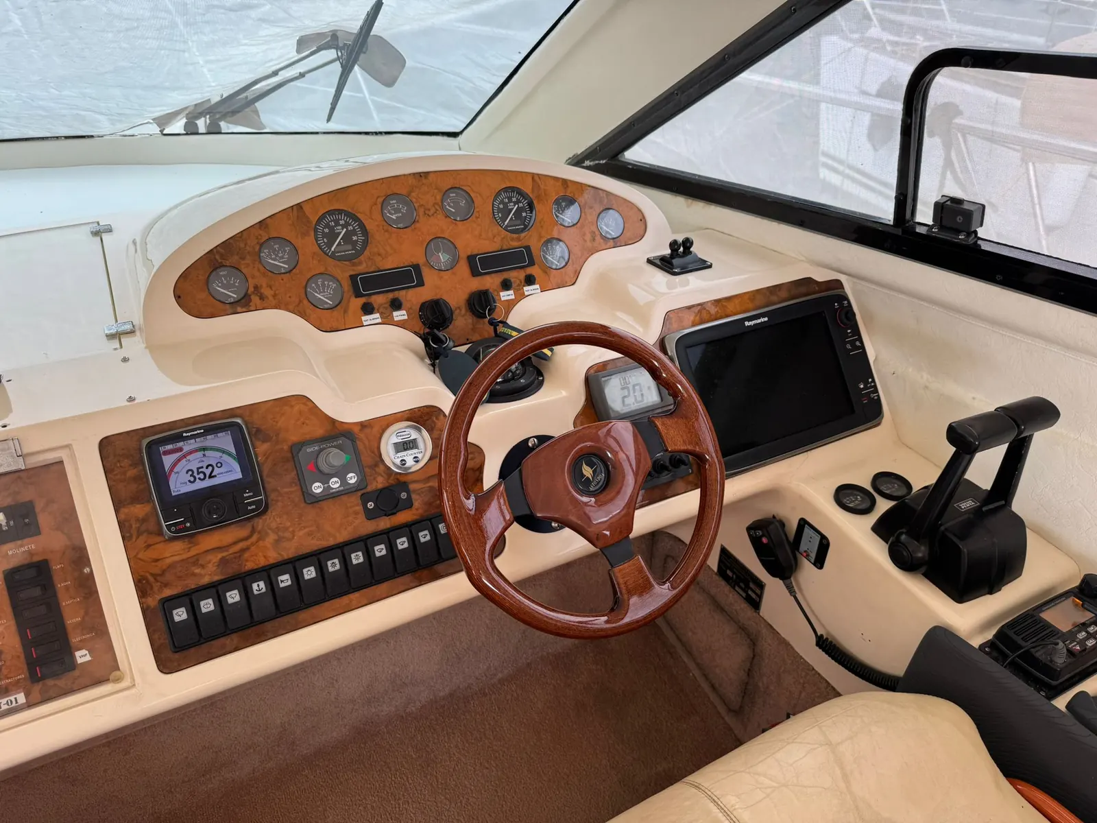 Astondoa 39 GL · 23