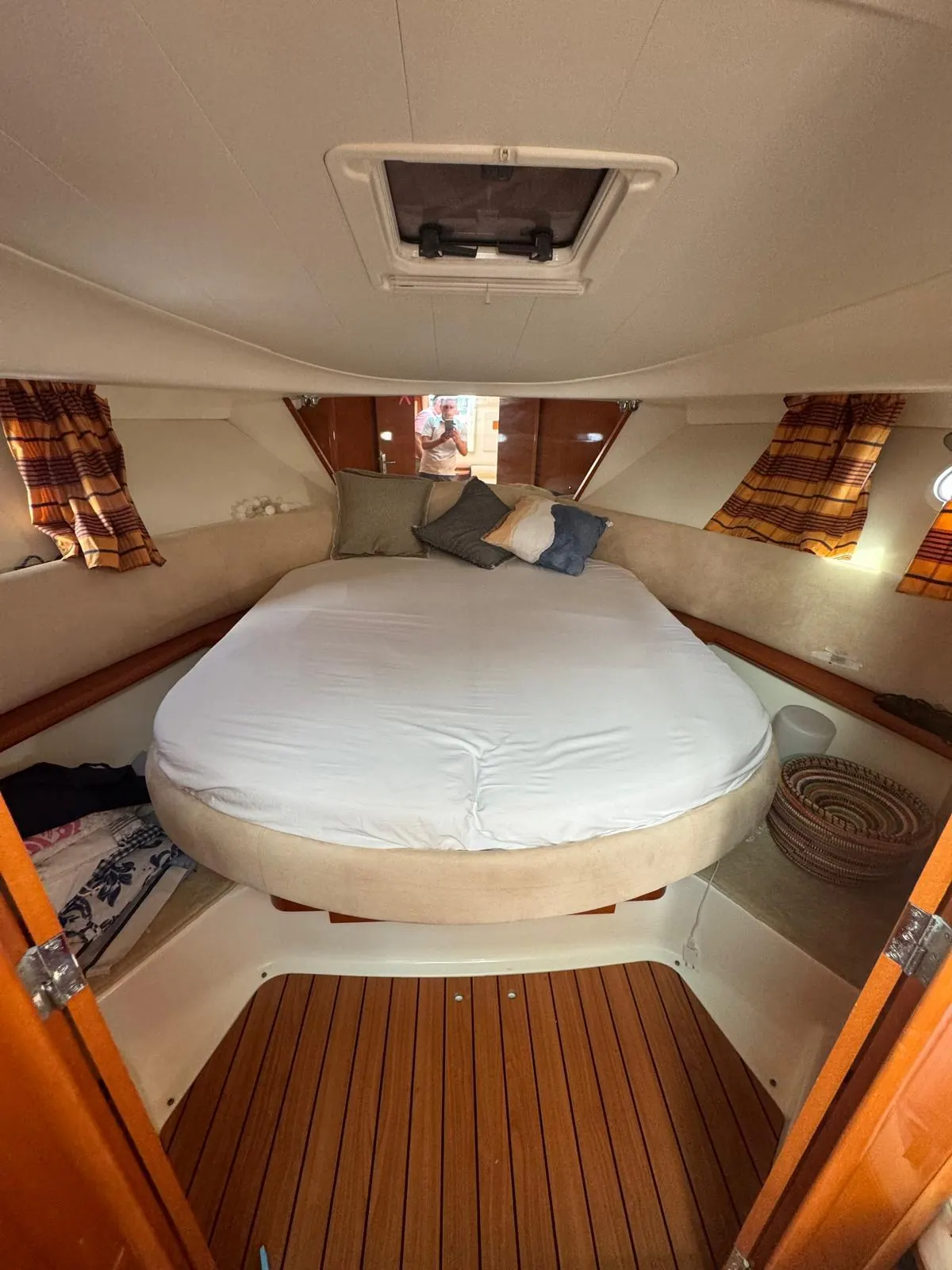 Jeanneau Prestige 34 · 16