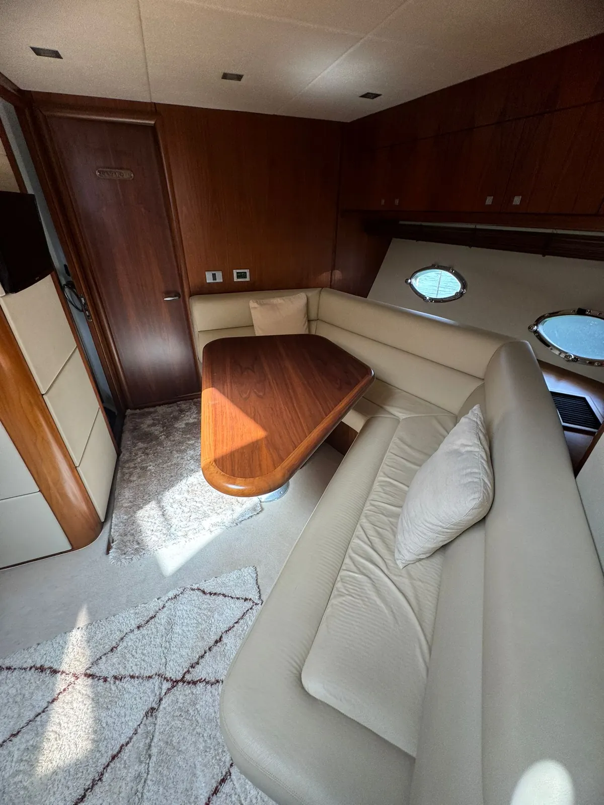 Sunseeker Predator 62 · 9
