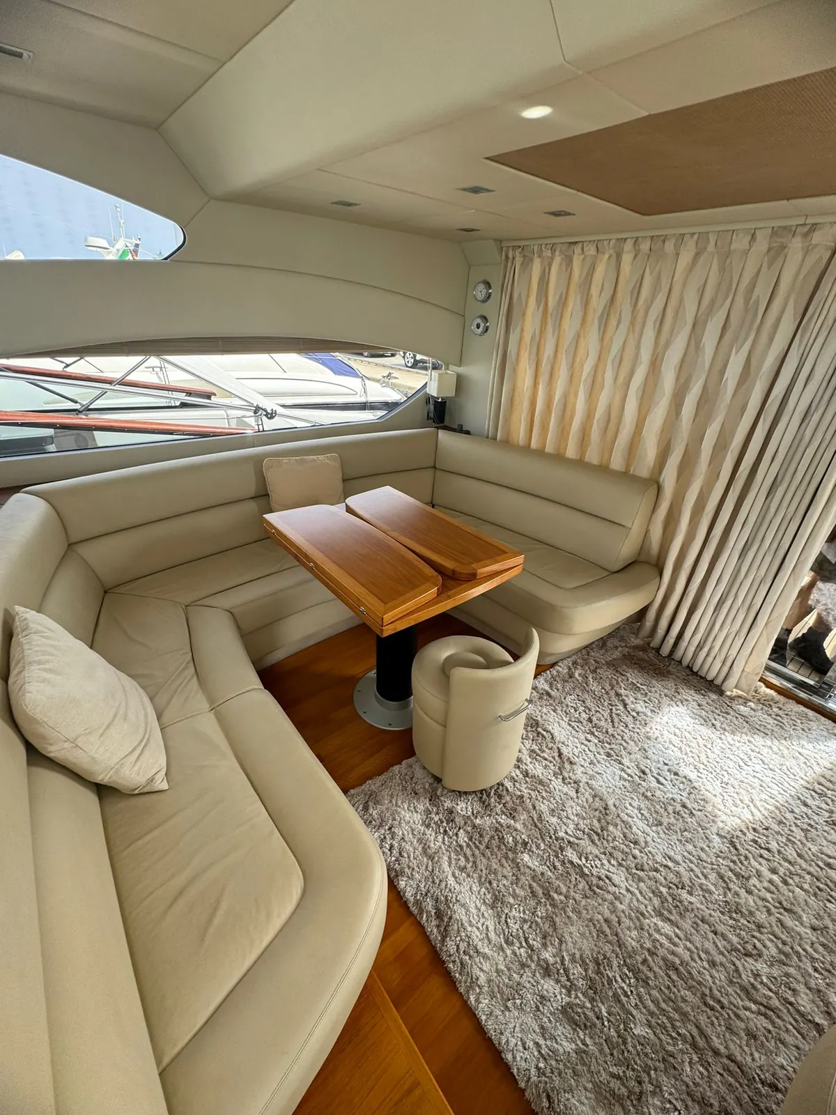 Sunseeker Predator 62 · 12