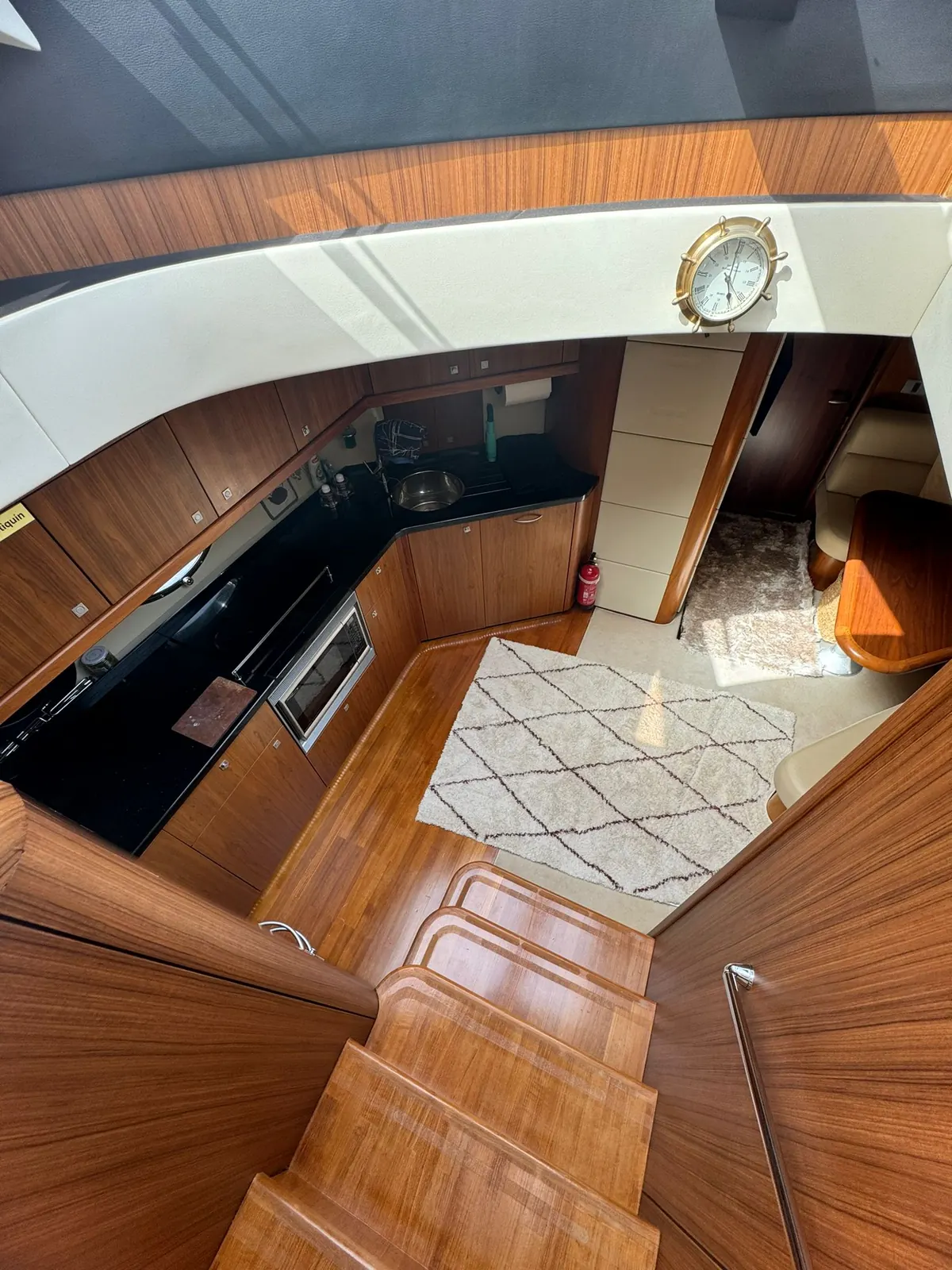 Sunseeker Predator 62 · 14