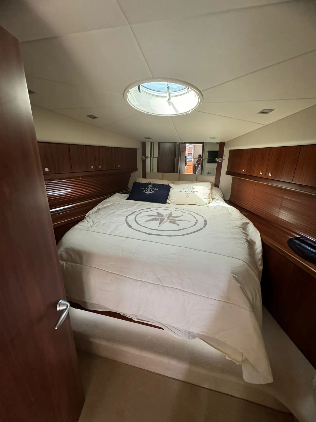 Sunseeker Predator 62 · 8